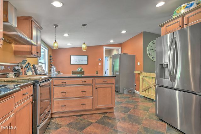 200 Dentons Lane, Bristol, TN 37620