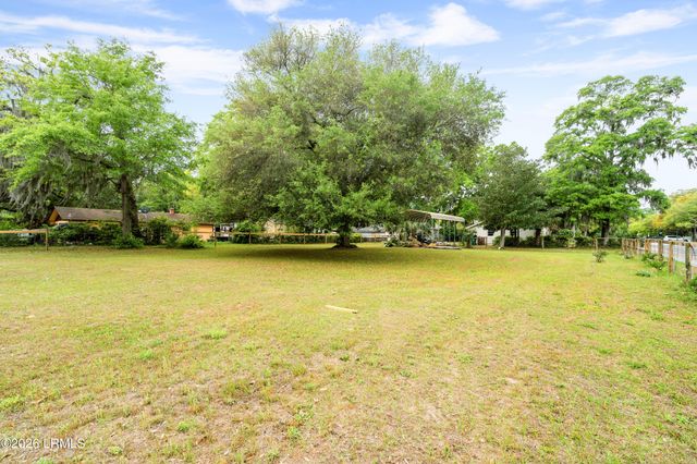 544 Third Avenue, Ridgeland, SC 29936