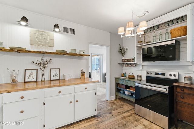 544 Third Avenue, Ridgeland, SC 29936