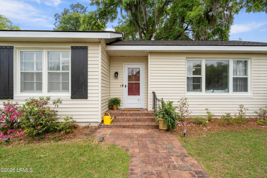 544 Third Avenue, Ridgeland, SC 29936