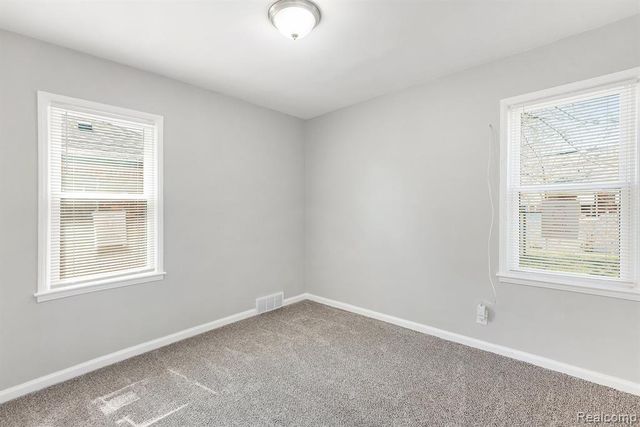 19315 Annchester Road, Detroit, MI 48219