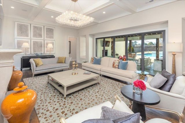 3189 CHAPEL WOODS CV, Germantown, TN 38139