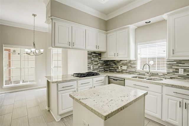 4425 Mildred Street, Bellaire, TX 77401