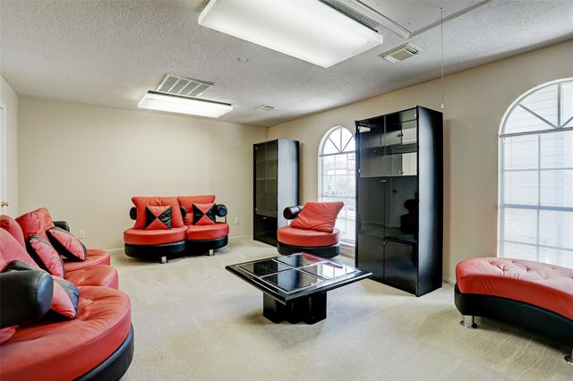 4425 Mildred Street, Bellaire, TX 77401