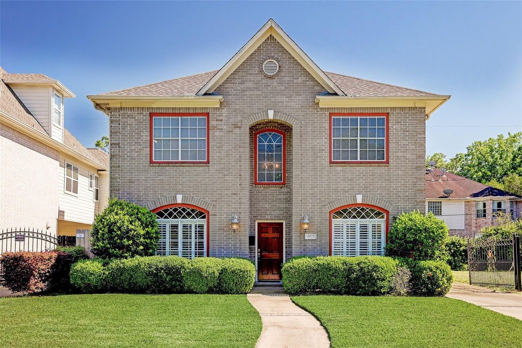 4425 Mildred Street, Bellaire, TX 77401