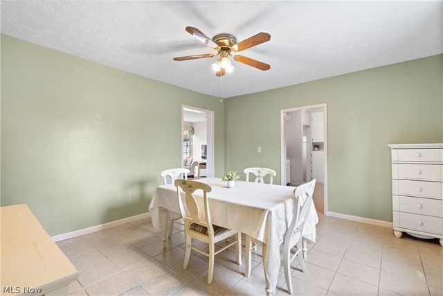 206 Bachtel Street SE, North Canton, OH 44720