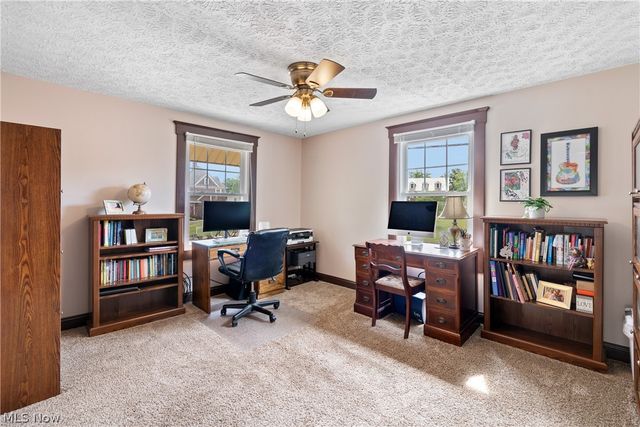 206 Bachtel Street SE, North Canton, OH 44720