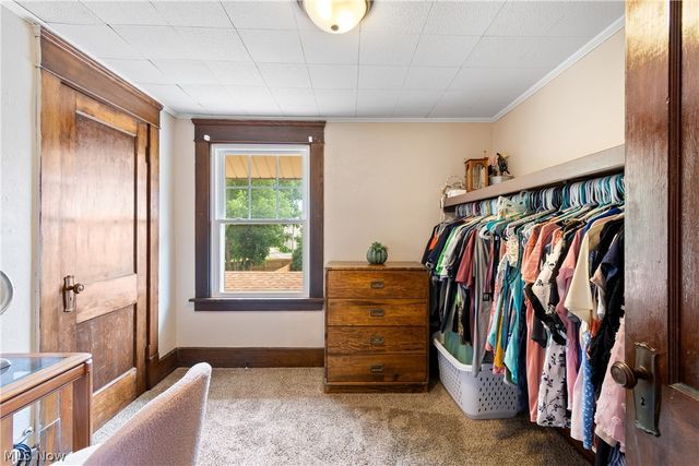 206 Bachtel Street SE, North Canton, OH 44720