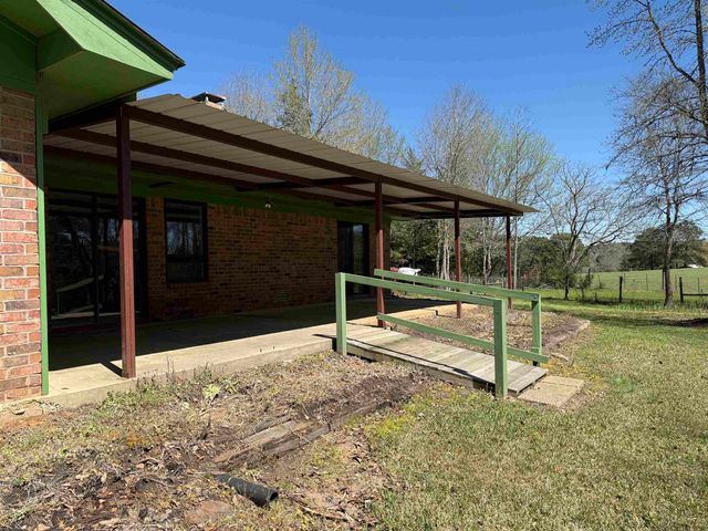 105 N Highway 59, Linden, TX 75563