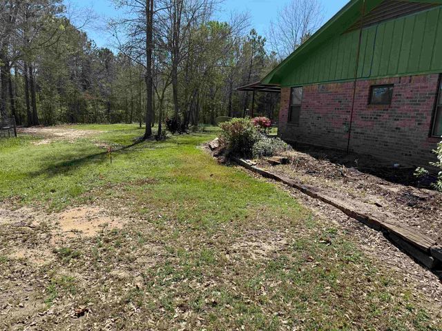 105 N Highway 59, Linden, TX 75563