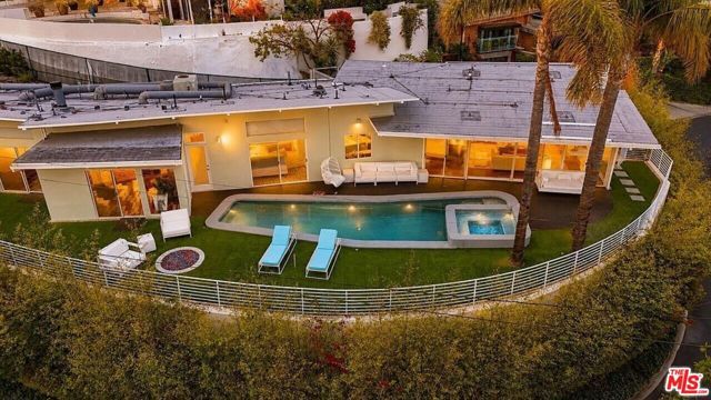 8411 Hollywood Boulevard, West Hollywood, CA 90069