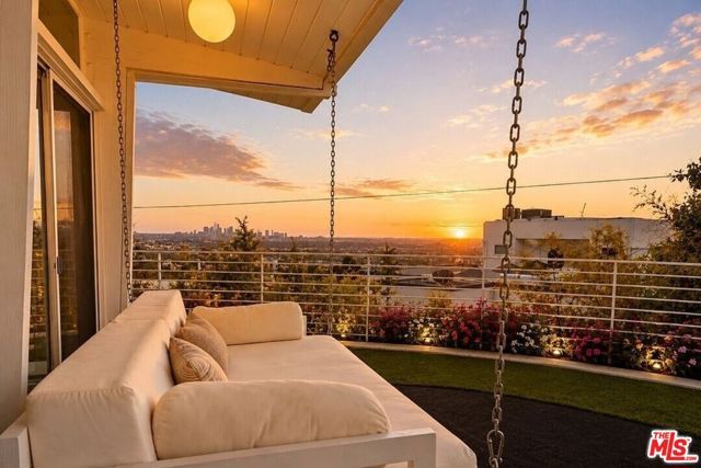 8411 Hollywood Boulevard, West Hollywood, CA 90069