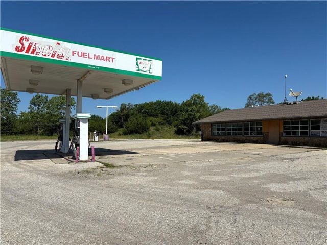 460 John Brown Road, Williamsburg, KS 66095