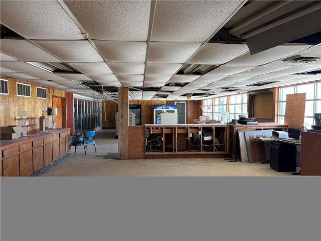 460 John Brown Road, Williamsburg, KS 66095