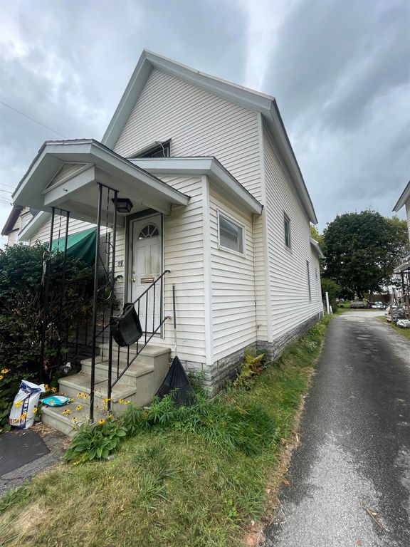 55 Baxter Street, Rutland City, VT 05701