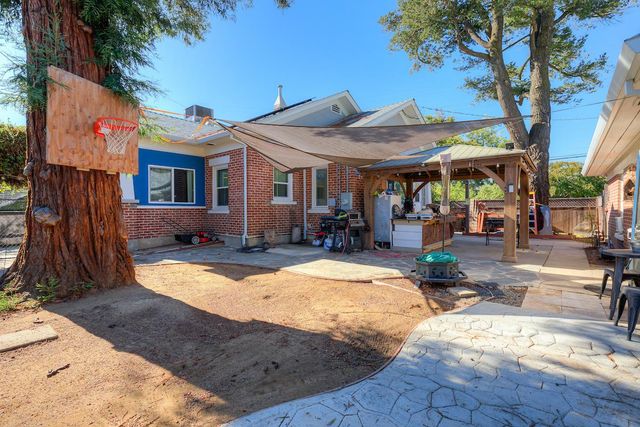 916 High St, Oroville, CA 95965