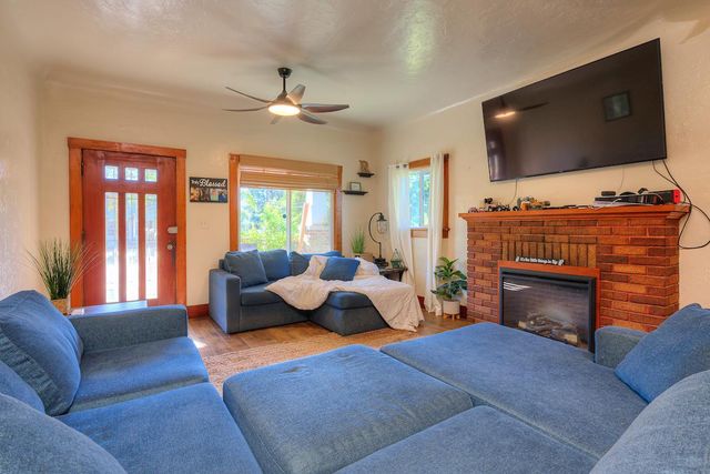 916 High St, Oroville, CA 95965