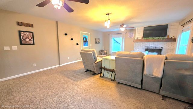 7586 Lincoln Highway, Plymouth, IN 46563