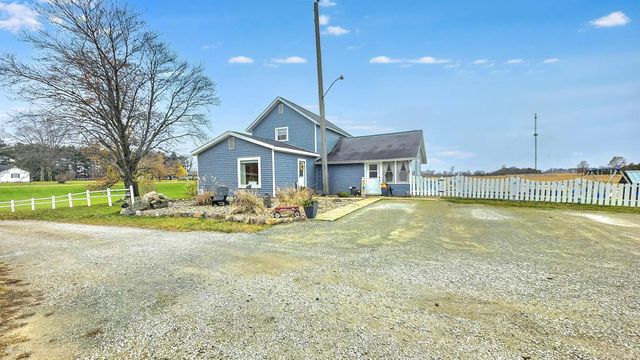 7586 Lincoln Highway, Plymouth, IN 46563