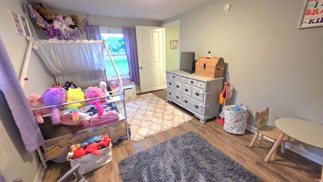 7586 Lincoln Highway, Plymouth, IN 46563