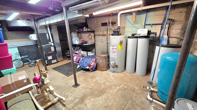 7586 Lincoln Highway, Plymouth, IN 46563