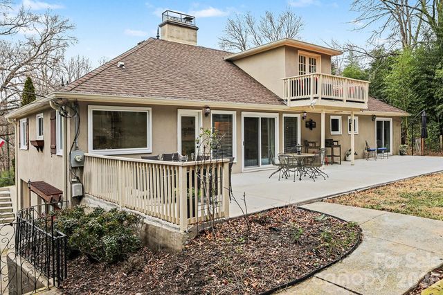 123 Old Bell Road, Charlotte, NC 28270