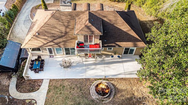 123 Old Bell Road, Charlotte, NC 28270