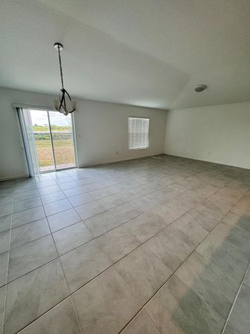 785 Worlington Lane, Fort Pierce, FL 34947