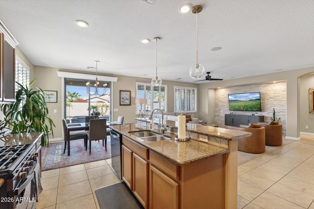 612 W SAN CARLOS Way, Chandler, AZ 85248