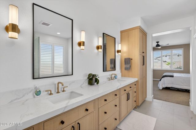 612 W SAN CARLOS Way, Chandler, AZ 85248