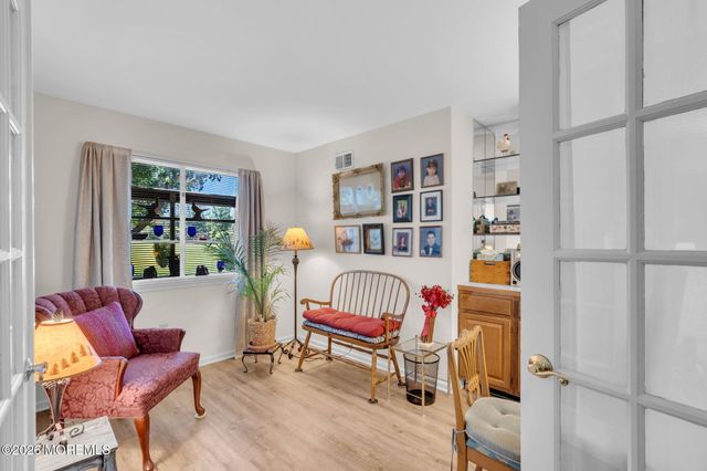 937A Liverpool Circle, Manchester, NJ 08759