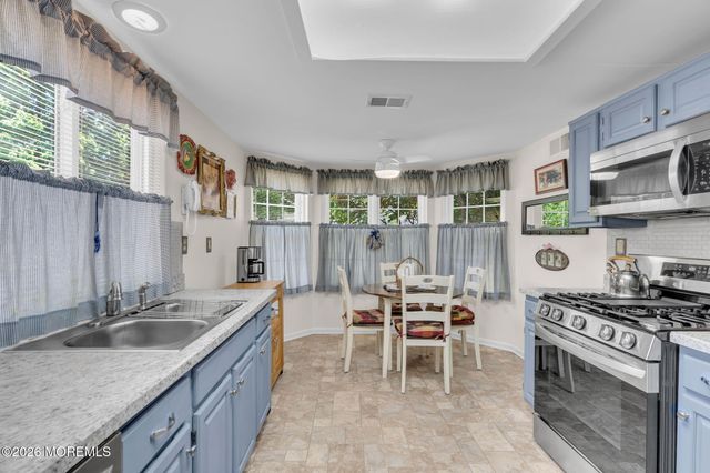 937A Liverpool Circle, Manchester, NJ 08759
