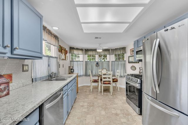 937A Liverpool Circle, Manchester, NJ 08759