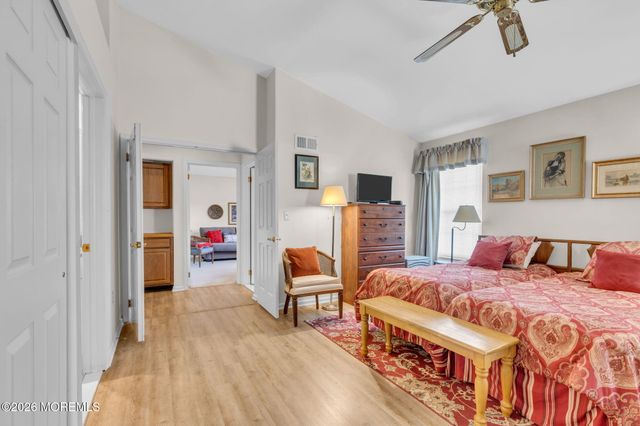 937A Liverpool Circle, Manchester, NJ 08759