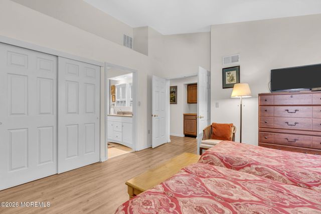 937A Liverpool Circle, Manchester, NJ 08759