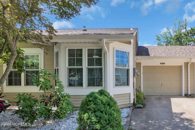 937A Liverpool Circle, Manchester, NJ 08759