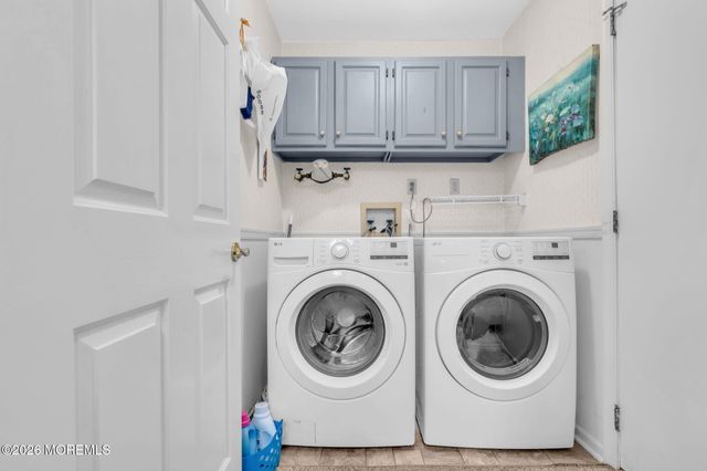 937A Liverpool Circle, Manchester, NJ 08759
