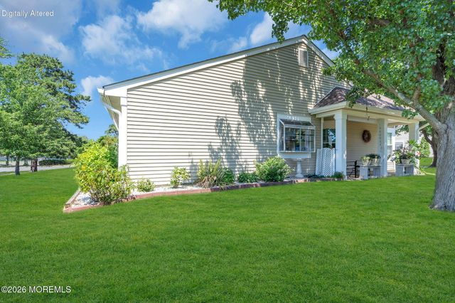 937A Liverpool Circle, Manchester, NJ 08759
