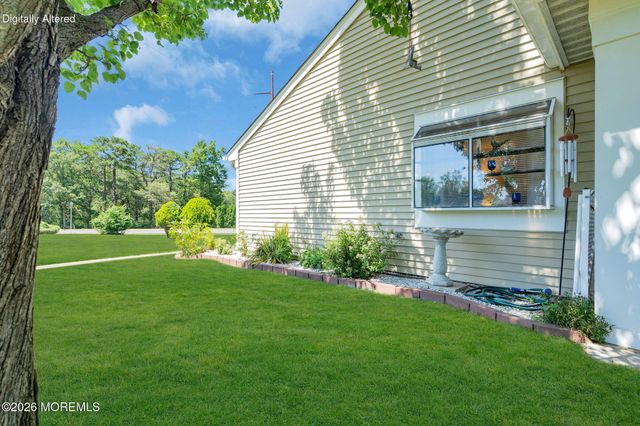 937A Liverpool Circle, Manchester, NJ 08759