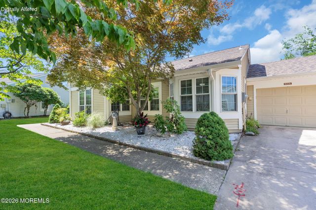937A Liverpool Circle, Manchester, NJ 08759