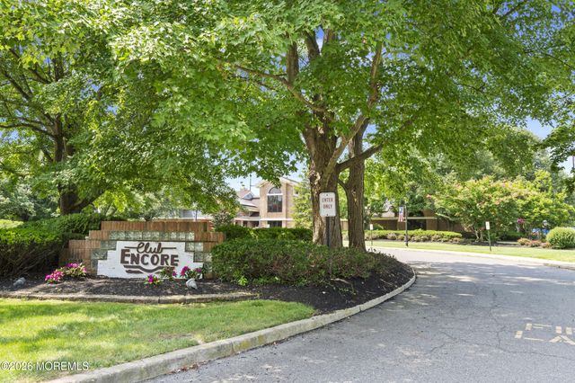 937A Liverpool Circle, Manchester, NJ 08759