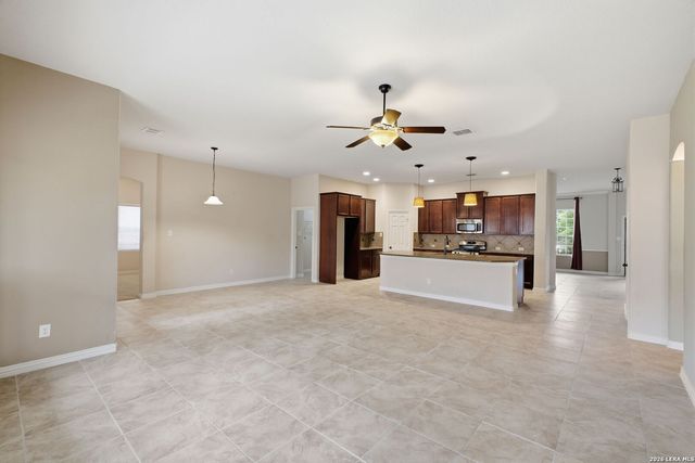 3223 Shoshoni Rise, San Antonio, TX 78261