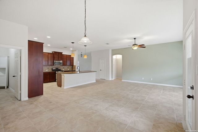 3223 Shoshoni Rise, San Antonio, TX 78261