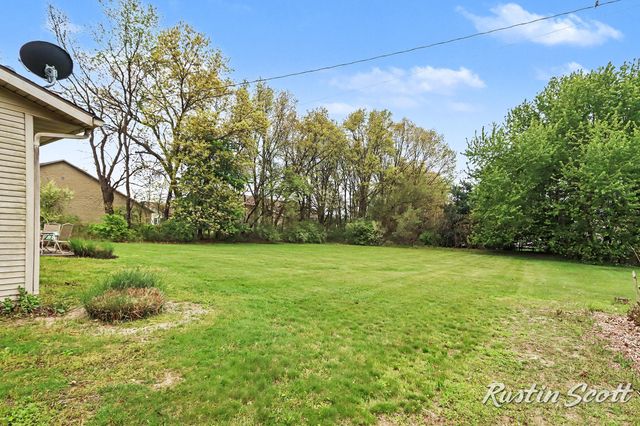 7734 S 8th Street, Kalamazoo, MI 49009