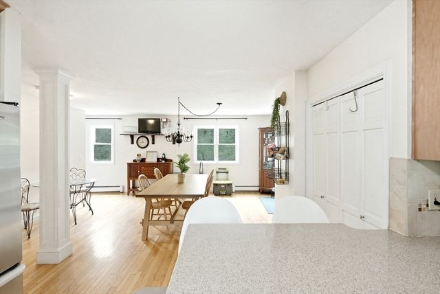 125 Shore Dr, Plymouth, MA 02360