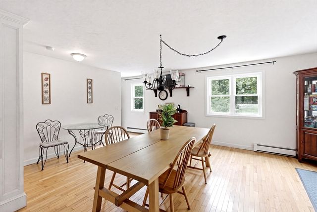 125 Shore Dr, Plymouth, MA 02360