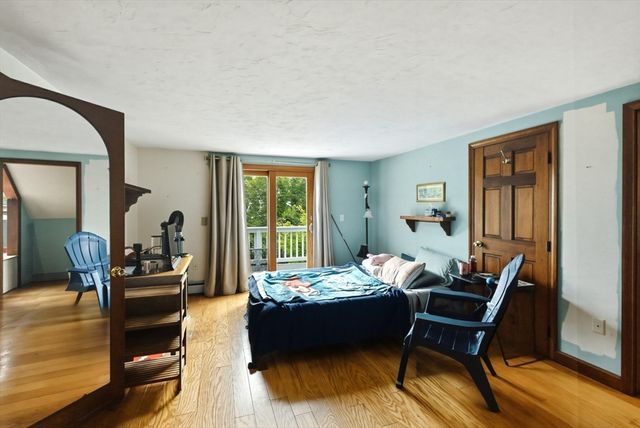 125 Shore Dr, Plymouth, MA 02360