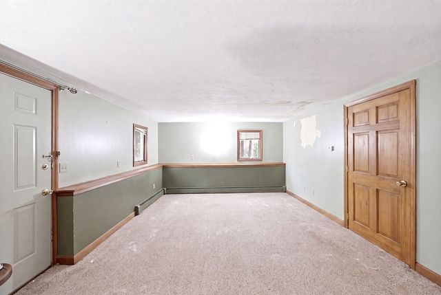 125 Shore Dr, Plymouth, MA 02360