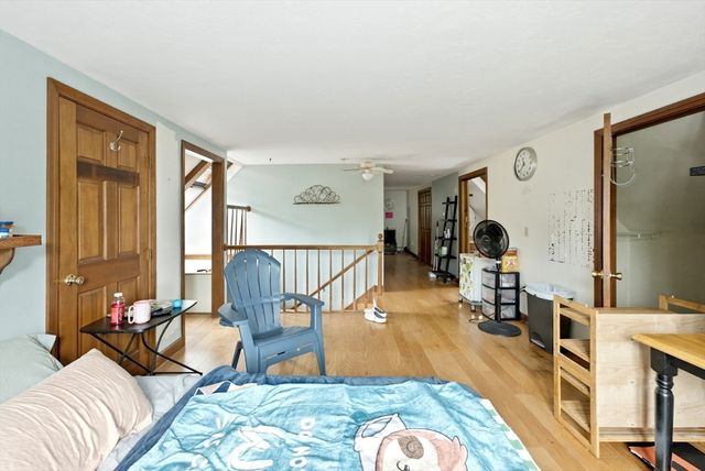 125 Shore Dr, Plymouth, MA 02360
