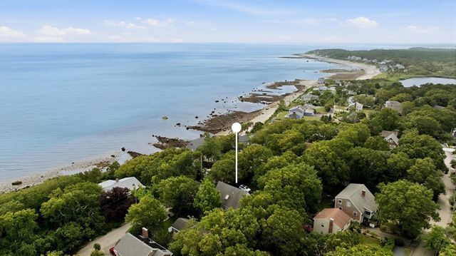 125 Shore Dr, Plymouth, MA 02360